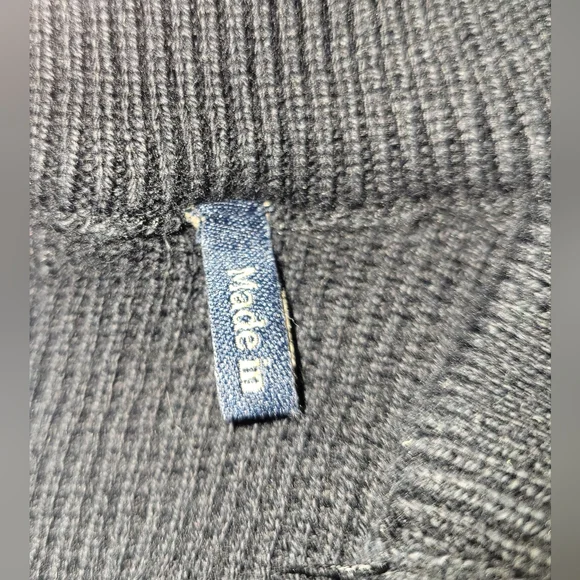 Cute Barbour puffy sweater vest - Picture 3 of 8